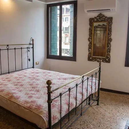 Apartment La Colombina